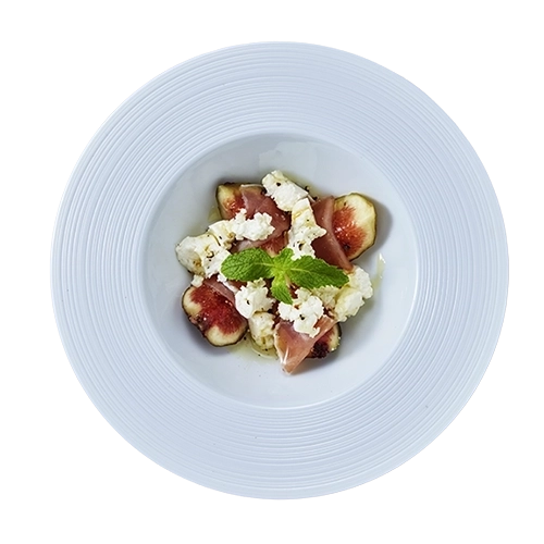 季節のフルーツと生ハムの前菜